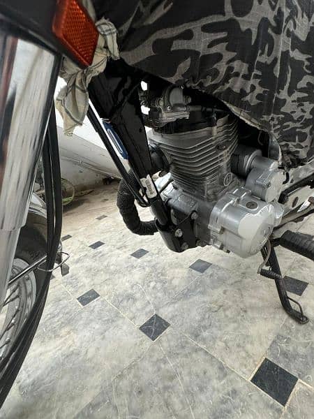 Honda 125 Self Start Special Edition 4