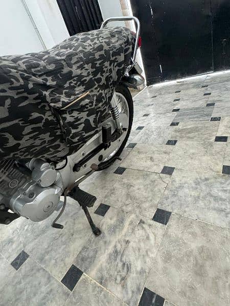 Honda 125 Self Start Special Edition 5