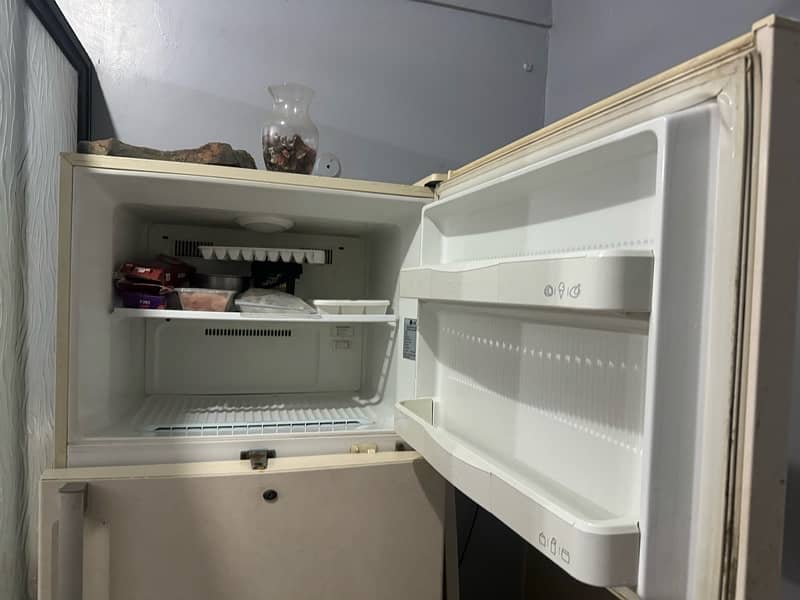 refrigerator 1