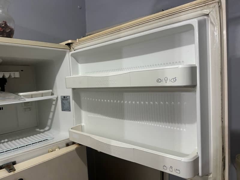 refrigerator 2