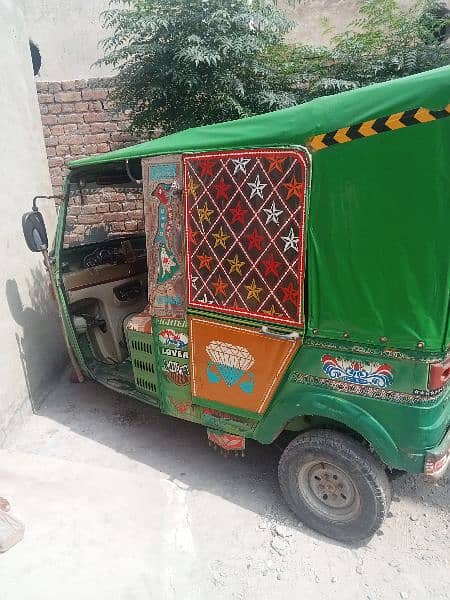 Rickshaw for sale. 3