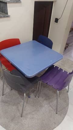 Boss (BP-247) plastic Table and 4 Chairs (BP-320) Shell Chair Set