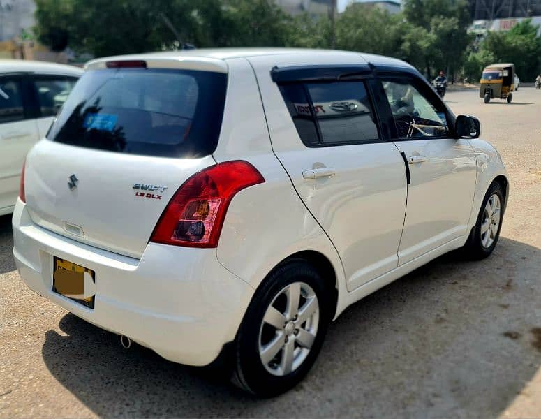 Suzuki Swift 1.3DLX (2015/16) 6