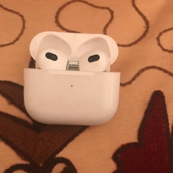 apple AirPods 3 gen 4