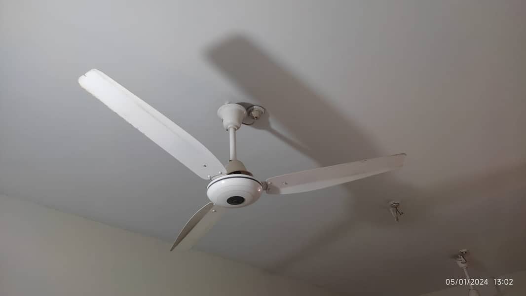 Used GFC Ceiling Fan Full Size Working Condition 1