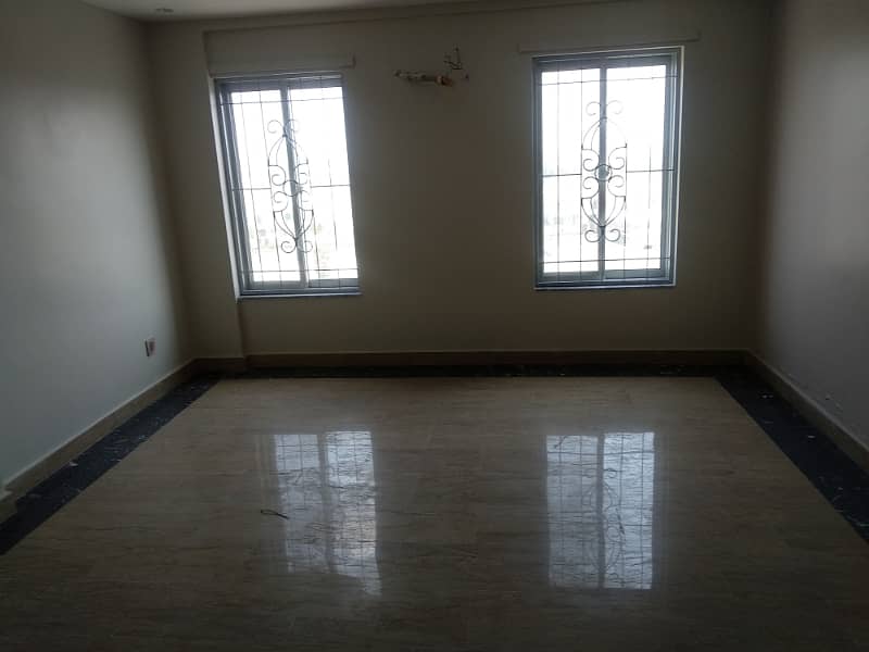 5 Marla Villa For Rent avaiable in the heart of Bahria orchard Phase 1 independent house 11