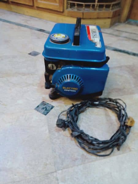 Yamaha ET-900 sparingly home used generator for sale 1