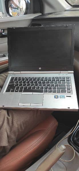 HP Elite Book 8440P 3