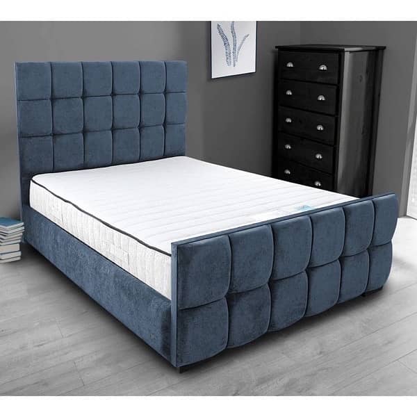 KING SIZE BED SET / BED SET / BRAND NEW BED SET / ONLY 31,999 4