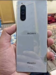 Sony Xperia 5 0