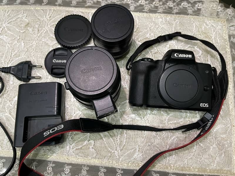 Canon M50 With 32GB Card 0