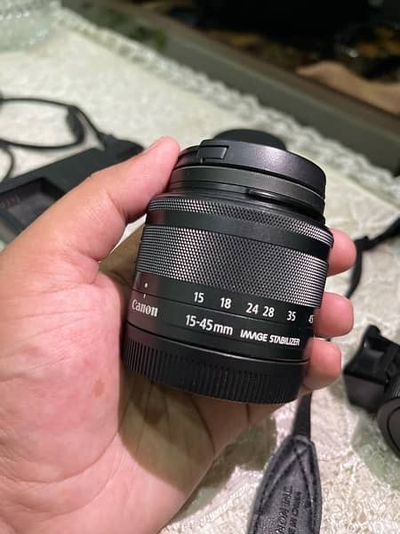 Canon M50 With 32GB Card 7