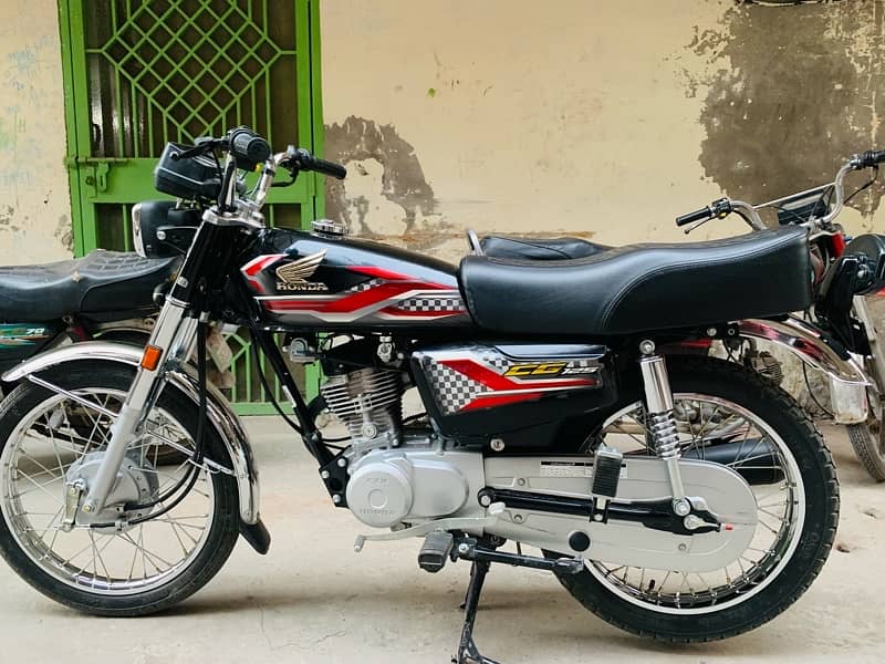 honda 125 lush condition 4