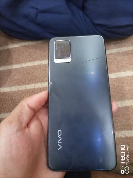 Vivo V20 1