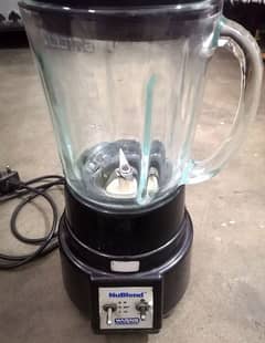 juicer (WARING NuBlend) commercial machine made in USA