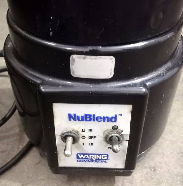 juicer (WARING NuBlend) commercial machine made in USA 2