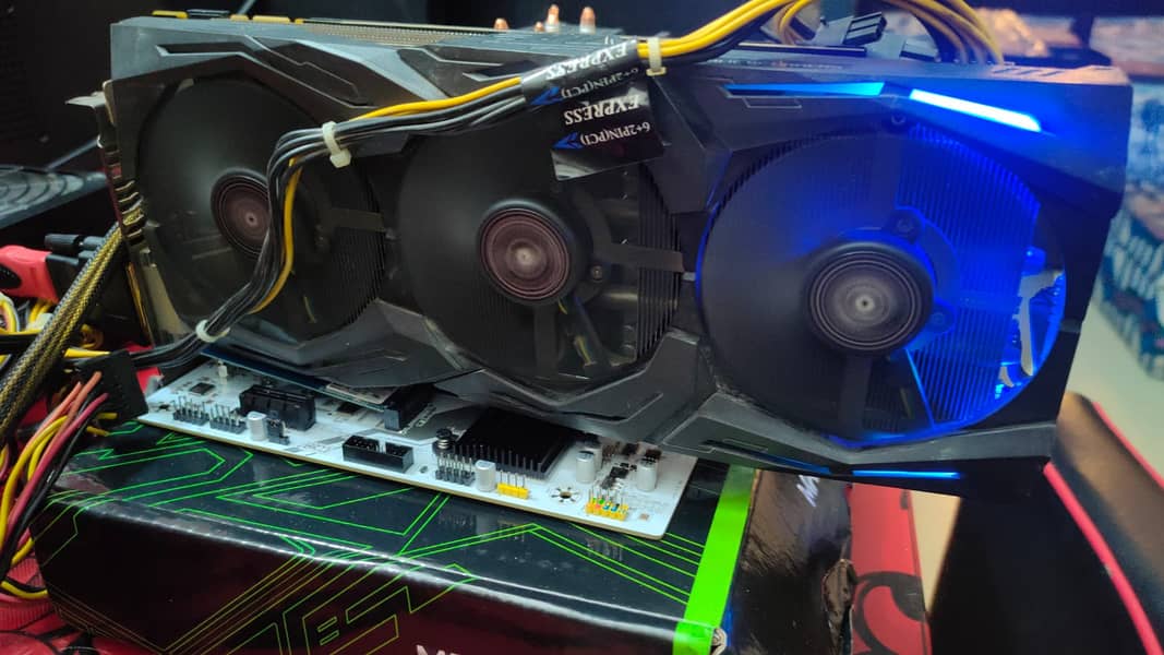 Asus Strix 1070 8GB with Box 3 Fan Nvidia Graphics Card Rendering 1