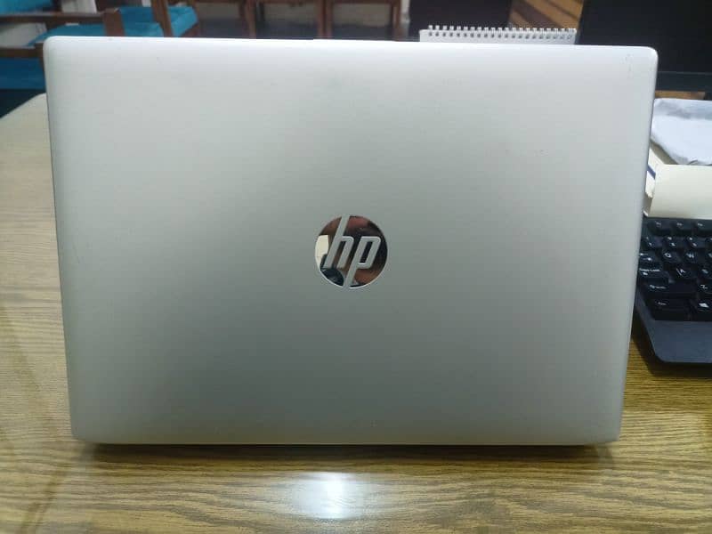 HP 440-G5, Intel Core-i7 8th Gen 8GB/500GB/256GB, 4GB UHD 14" Graphics 1