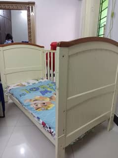 Kia baby cot cum bed