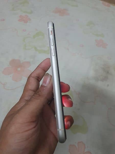 iphone 11 64gb non pta fu 2