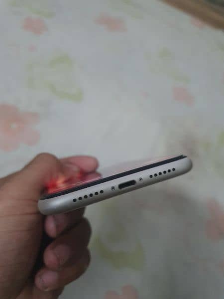 iphone 11 64gb non pta fu 4