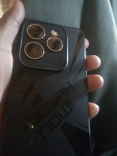 infinix hot 40 pro 1