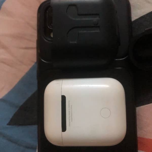 original Apple earbuds charging case for sale 3