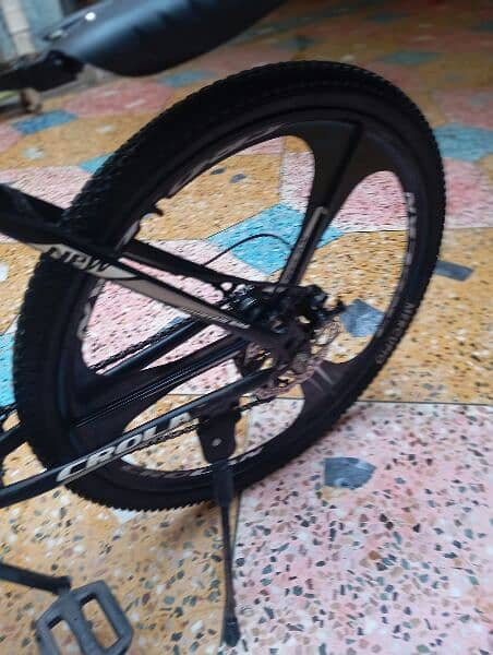 Crolan Bicycle 1 Month Used Tube less Tyres 6