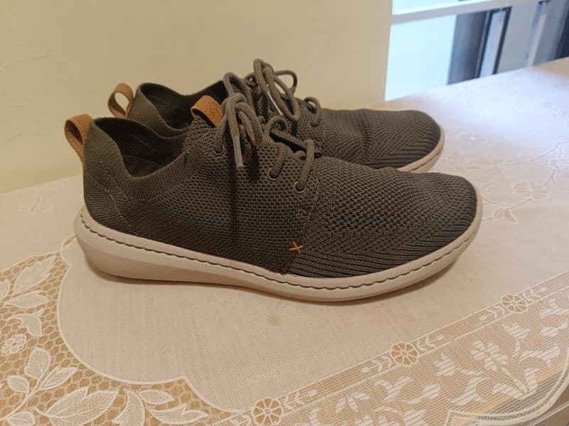 Selling Clarks Branded Shoes 9