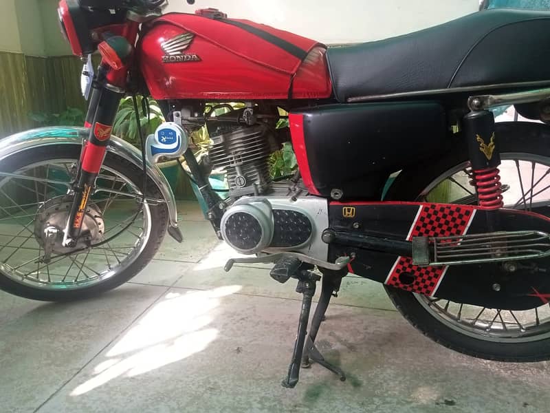 Honda CG 125 2017 12 month end date registration 2018 3