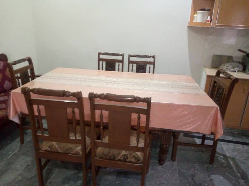 Modern Dining Table 4