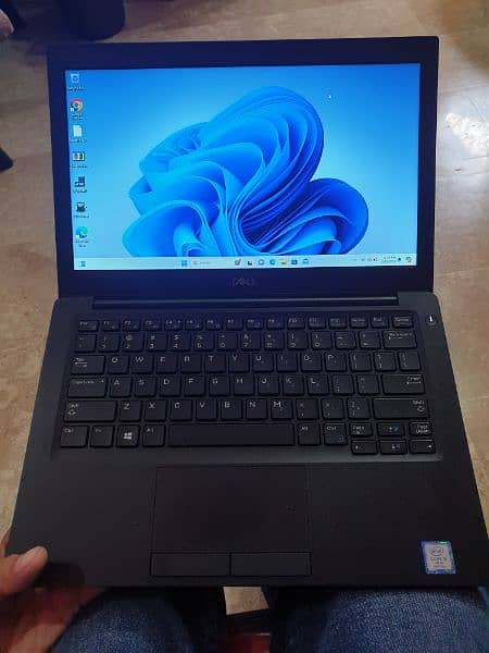 Laptop Dell Latitude i5-8th Generation 8GB 256GB. 0