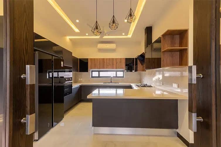 1 Kanal Modern Luxury Design Beautifull House For sale In DHA Phase 7 8