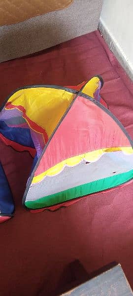 kids camping tent (price negotiable) 3