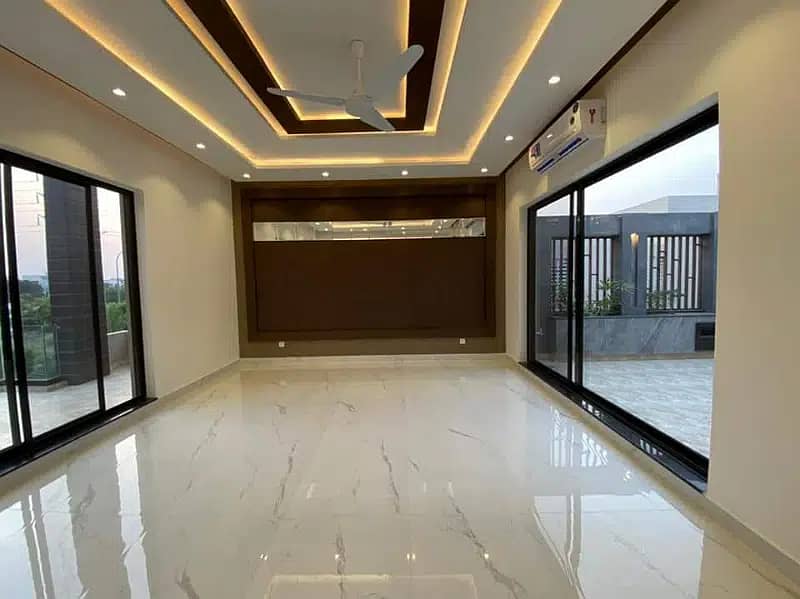 1 Kanal Modern Luxury Design Beautifull House For Rent In DHA Phase 7 14