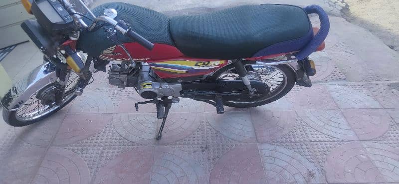 Honda CD70, in a reasonable condition 1