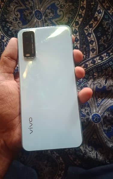 vivo y20 4gb 64gb condition 9/10 0