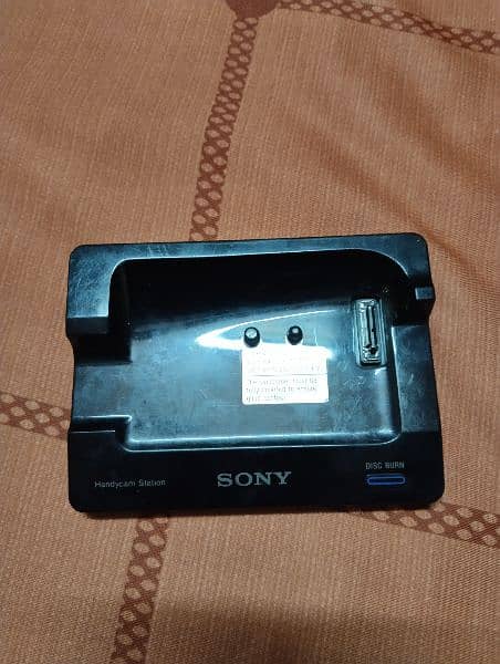 SONY HANDYCAM WITH A LOT OF FREE ASSESSORIES 14