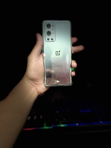 One Plus 9 pro 256gb 1