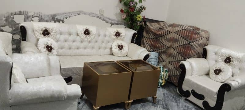 bed woodrobe dressing sofa set all in good condition mint condition 5