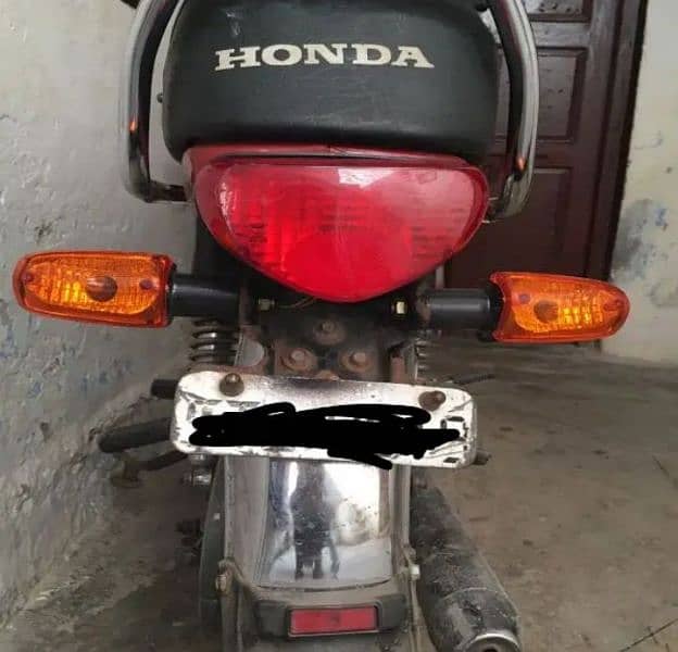 Honda CD 70 2013 Model 4