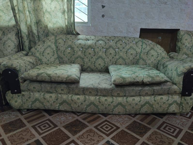 double sofa set  in same color 2