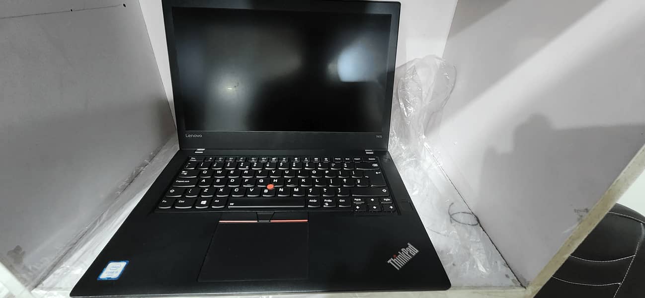 Lenovo ThinkPad i5 - 6th  Genration 0