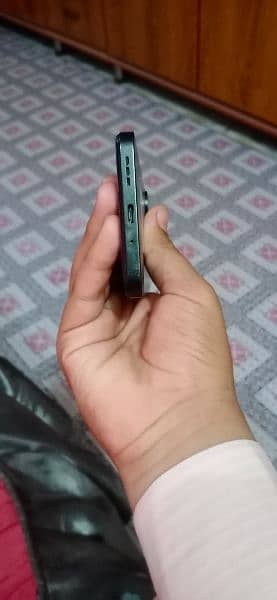 Redmi 13C 6/128 few days used 6