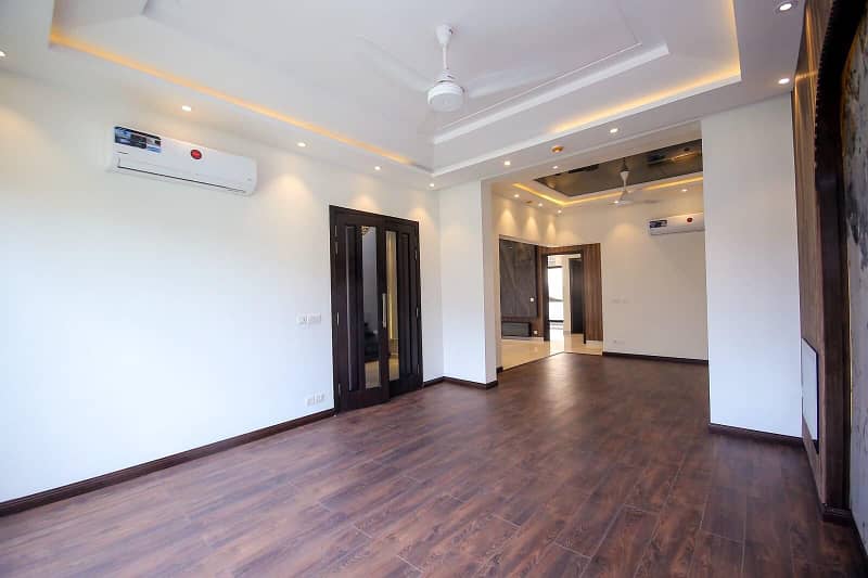 10 Marla Modern Luxury Design Beautifull Full House For Rent In DHA Phase 7 22