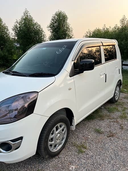 Suzuki Wagon R 2022 18