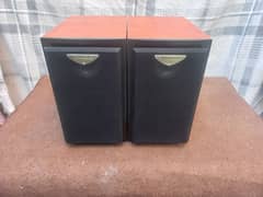 triangle bookshelf speakers like b&w b&o bose jbl klipsch kef dali nad