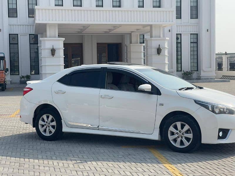 Toyota Altis Grande 2017 3