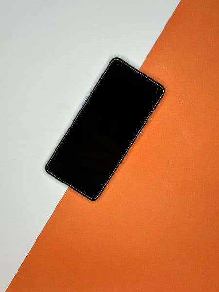 One plus 9 8gb 128gb pta approved 4