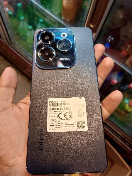 infinix hot 40 (8/256) 3 months warranty 1